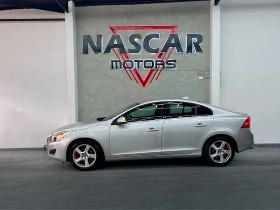 VOLVO-S60-1.6 T4 FWD GASOLINA 4P AUTOMÁTICO VOLVO-S60-2011