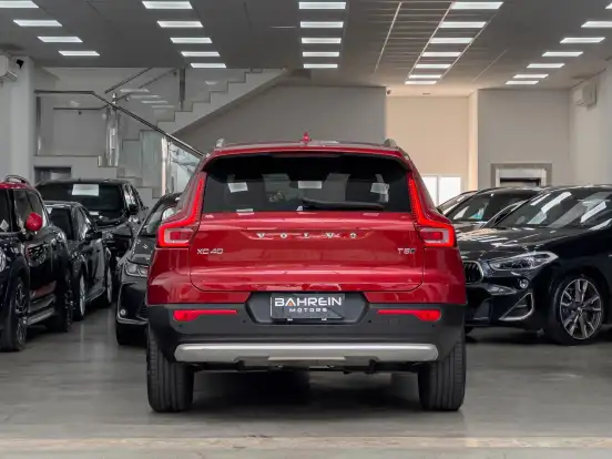 VOLVO-XC40-2.0 T5 GASOLINA MOMENTUM AWD GEARTRONIC VOLVO-XC40-2018