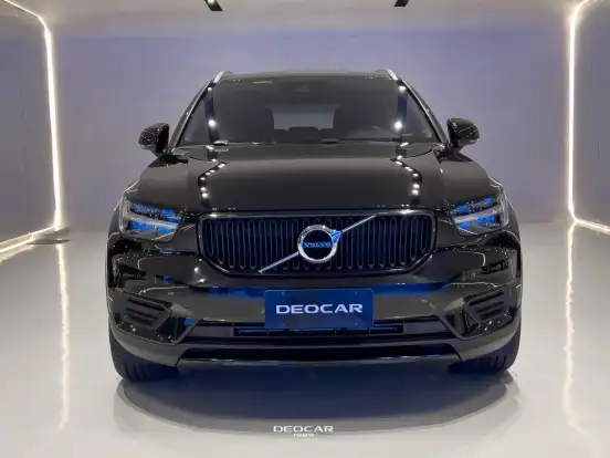VOLVO-XC40-2.0 T5 GASOLINA MOMENTUM AWD GEARTRONIC VOLVO-XC40-2019