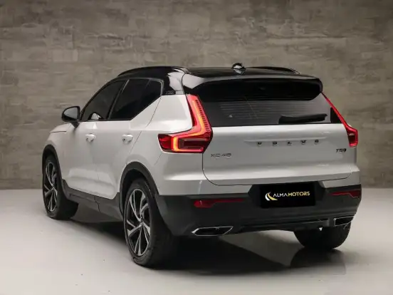 VOLVO-XC40-2.0 T5 GASOLINA R-DESIGN AWD GEARTRONIC VOLVO-XC40-2019