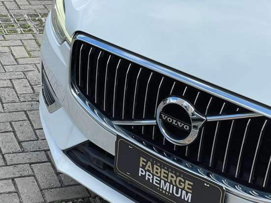 VOLVO-XC40-2.0 T4 GASOLINA INSCRIPTION GEARTRONIC VOLVO-XC40-2021