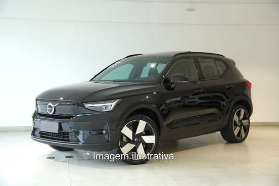 VOLVO-XC40-2019
