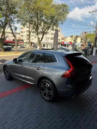 VOLVO-XC60-2019