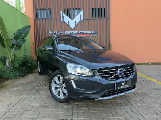 VOLVO XC60 2.0 T5 KINETIC GASOLINA 4P AUTOMÁTICO