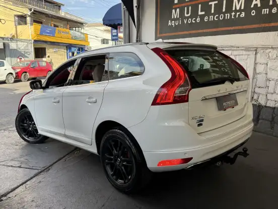 VOLVO-XC60-2.0 T5 MOMENTUM GASOLINA 4P AUTOMÁTICO VOLVO-XC60-2015