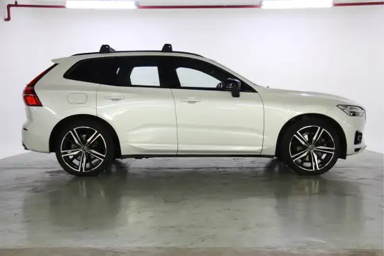 VOLVO-XC60-2019