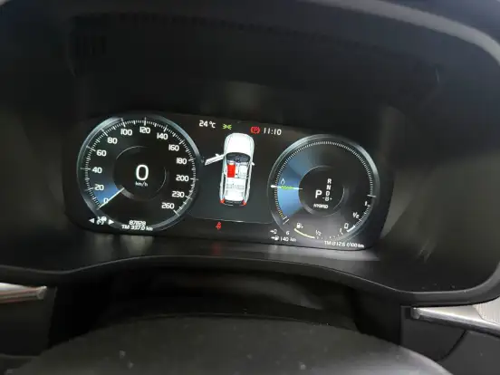 VOLVO-XC60-2.0 T8 HYBRID R-DESIGN AWD GEARTRONIC VOLVO-XC60-2019