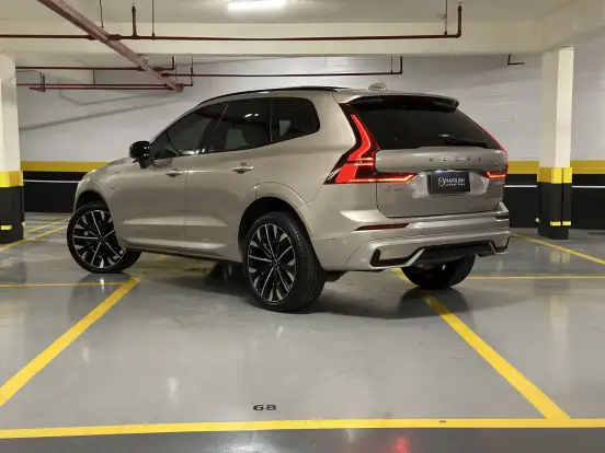 VOLVO-XC60-2.0 T8 PHEV ULTRA DARK AWD GEARTRONIC VOLVO-XC60-2025