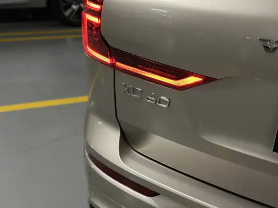 VOLVO-XC60-2.0 T8 PHEV ULTRA DARK AWD GEARTRONIC VOLVO-XC60-2025