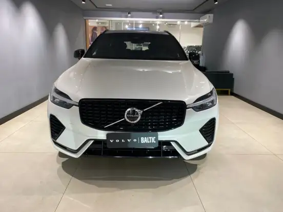 VOLVO-XC60-2022