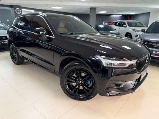 VOLVO-XC60-2.0 T5 GASOLINA MOMENTUM AWD GEARTRONIC VOLVO-XC60-2018