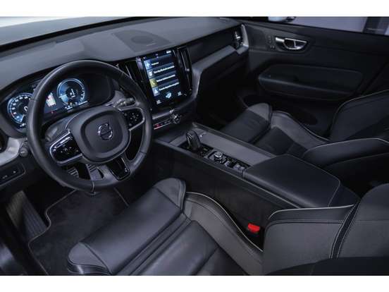 VOLVO-XC60-2.0 T8 HYBRID R-DESIGN AWD GEARTRONIC VOLVO-XC60-2021