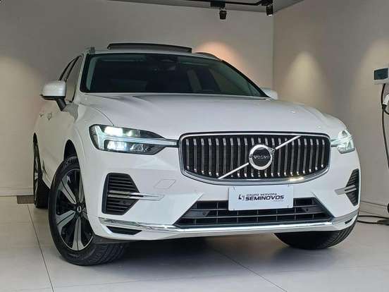 VOLVO-XC60-2022