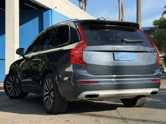 VOLVO-XC90-2019