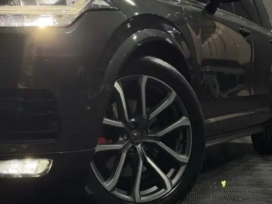 VOLVO-XC90-2.0 T6 GASOLINA MOMENTUM AWD GEARTRONIC VOLVO-XC90-2018