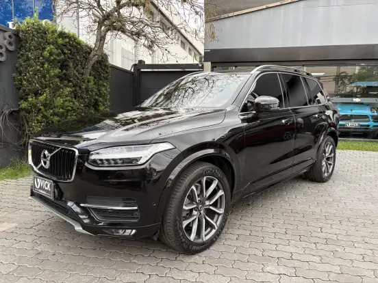 VOLVO-XC90-2017