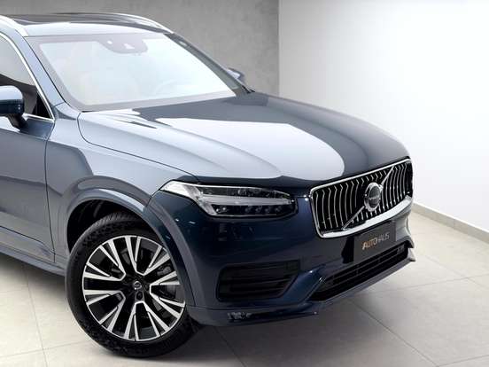 VOLVO-XC90-2019