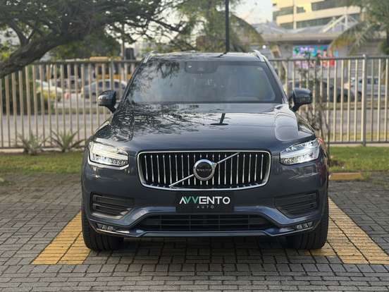 VOLVO-XC90-2019