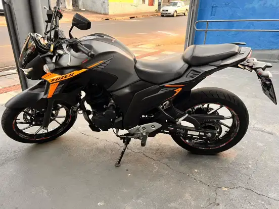 YAMAHA-FZ25 FAZER ABS-2024