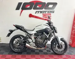 YAMAHA MT-07 YAMAHA MT-07