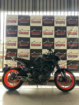 YAMAHA MT-09 