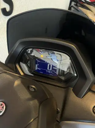 YAMAHA-NMAX CONNECTED 160 ABS YAMAHA-NMAX CONNECTED 160 ABS-2025