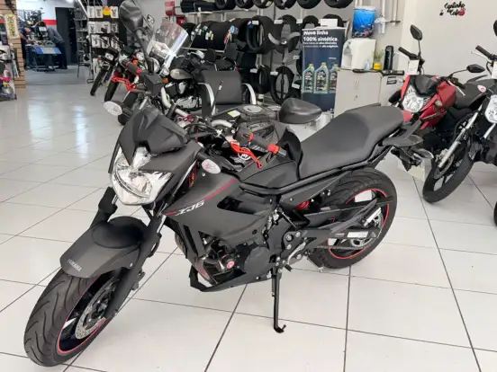 YAMAHA-XJ6 N-2014
