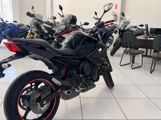 YAMAHA-XJ6 N-2014