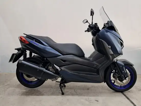 YAMAHA-XMAX ABS-2022