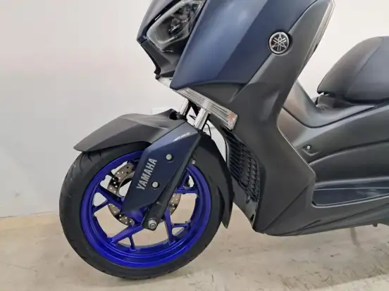 YAMAHA-XMAX ABS-2022