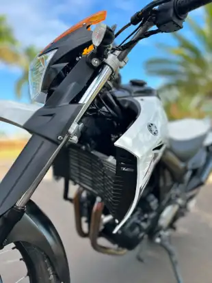 YAMAHA-XT 660R-2013