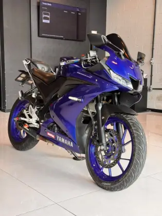 YAMAHA YZF R15 