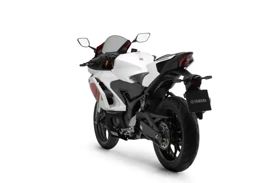 YAMAHA-YZF R3 ABS CONNECTED 70th ANNIVERSARY YAMAHA-YZF R3 ABS CONNECTED 70th ANNIVERSARY-2026