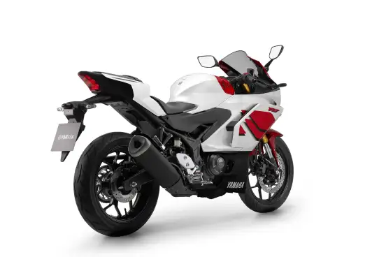 YAMAHA-YZF R3 ABS CONNECTED 70th ANNIVERSARY YAMAHA-YZF R3 ABS CONNECTED 70th ANNIVERSARY-2026