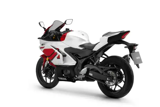 YAMAHA-YZF R3 ABS CONNECTED 70th ANNIVERSARY YAMAHA-YZF R3 ABS CONNECTED 70th ANNIVERSARY-2026