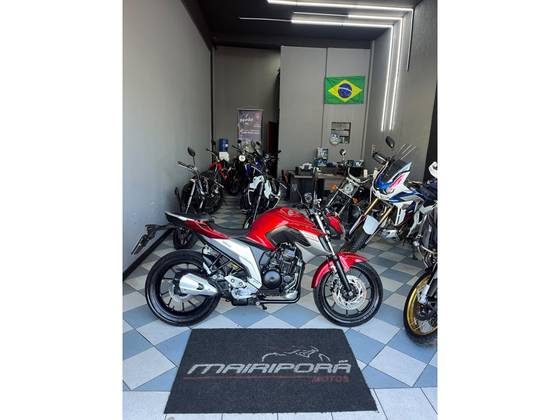 YAMAHA FZ25 FAZER ABS 