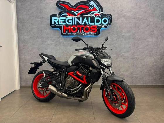 YAMAHA MT-07 ABS 