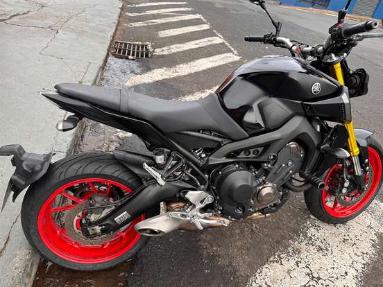 YAMAHA-MT-09 YAMAHA-MT-09-2022