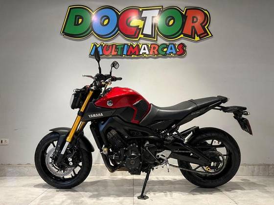 YAMAHA MT-09 