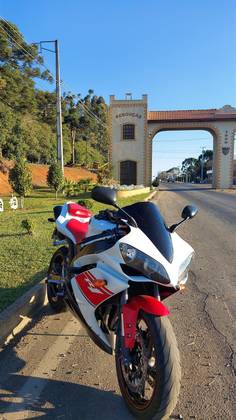 YAMAHA YZF R1 