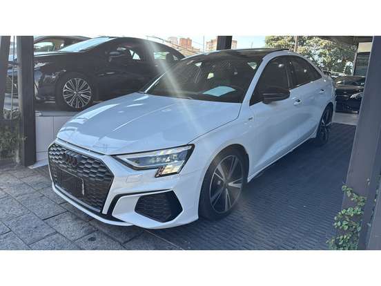 AUDI-A3-2.0 40 TFSI GASOLINA SEDAN PERFORMANCE BLACK S-TRONIC AUDI-A3-2022