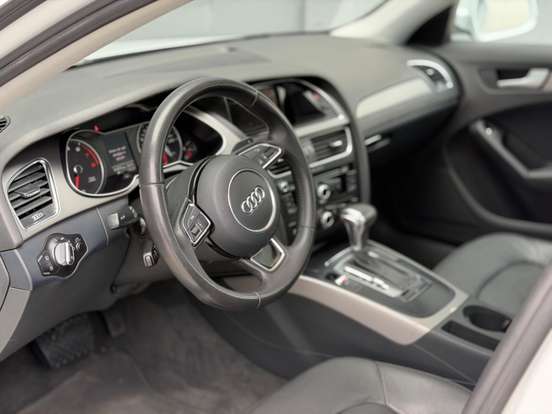 AUDI-A4-2.0 TFSI AMBIENTE 183CV GASOLINA 4P MULTITRONIC AUDI-A4-2013