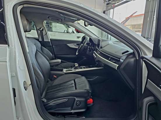 AUDI-A4-2.0 TFSI ATTRACTION GASOLINA 4P S TRONIC AUDI-A4-2016