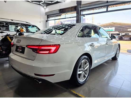 AUDI-A4-2016