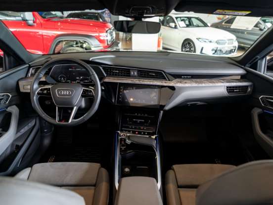 AUDI-E-TRON-ELÉTRICO SPORTBACK PERFORMANCE BLACK QUATTRO AUDI-E-TRON-2022
