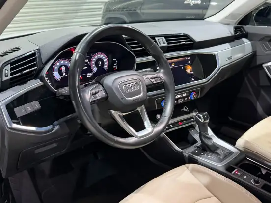 AUDI-Q3-1.4 35 TFSI GASOLINA PRESTIGE PLUS S TRONIC AUDI-Q3-2019