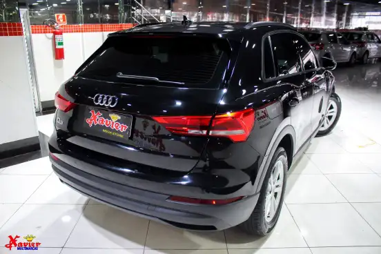 AUDI-Q3-2020