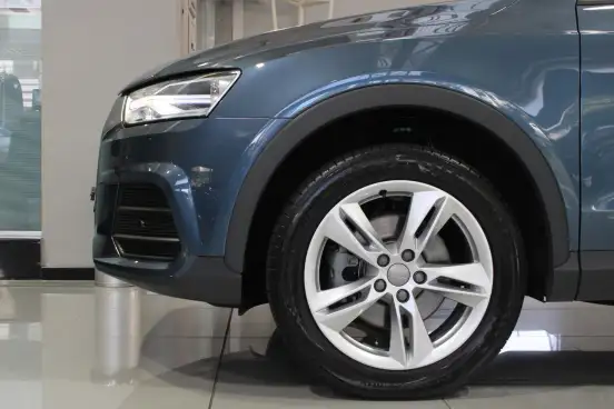 AUDI-Q3-2016