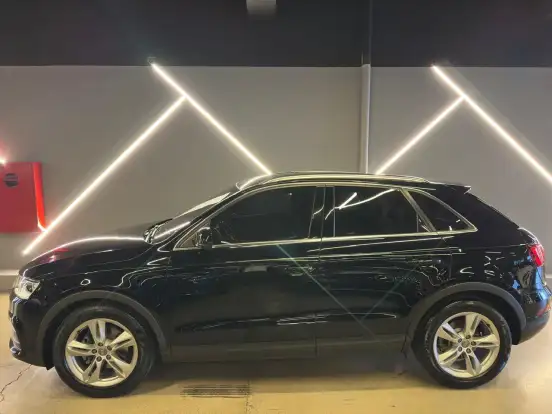 AUDI-Q3-1.4 TFSI AMBIENTE FLEX 4P S TRONIC AUDI-Q3-2018