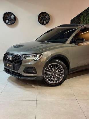 AUDI-Q3-2021